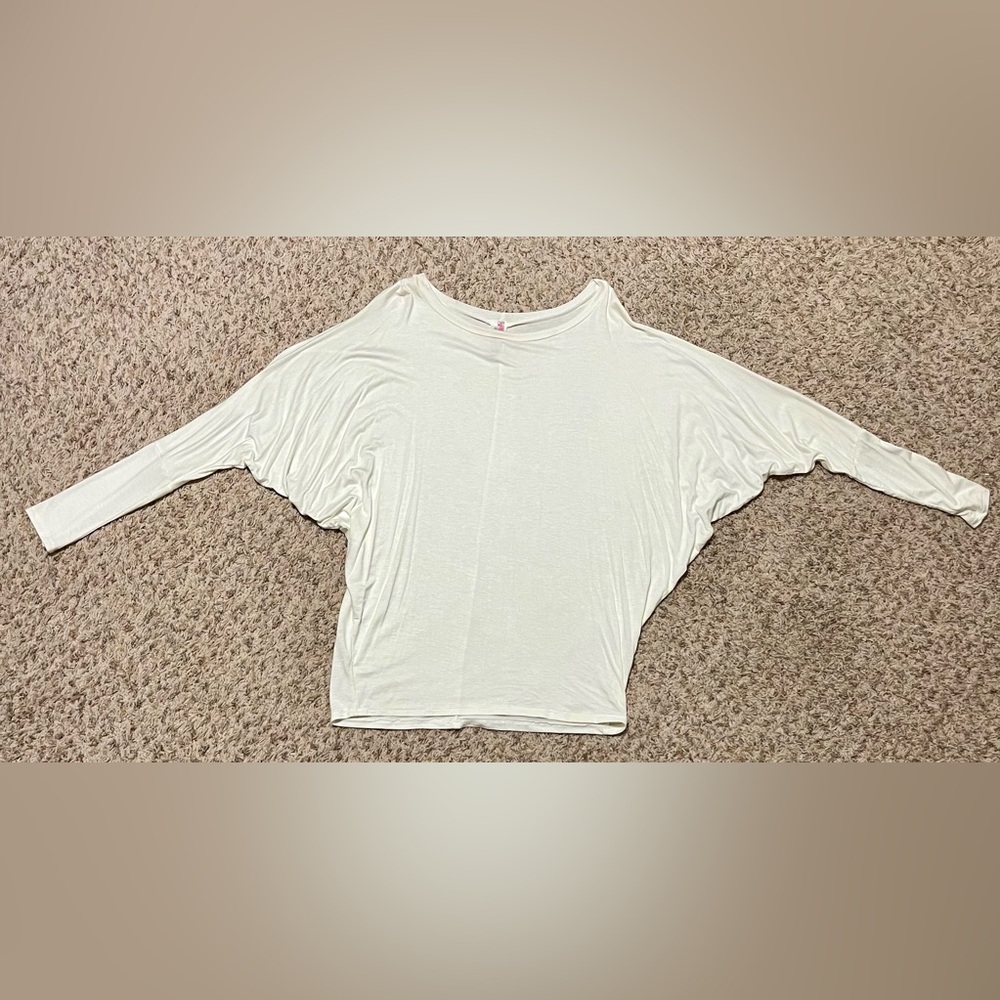 Chic White Women's Short Sleeve Top